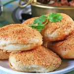 娱乐吃瓜酱烧饼视频,揭秘网红美食背后的故事